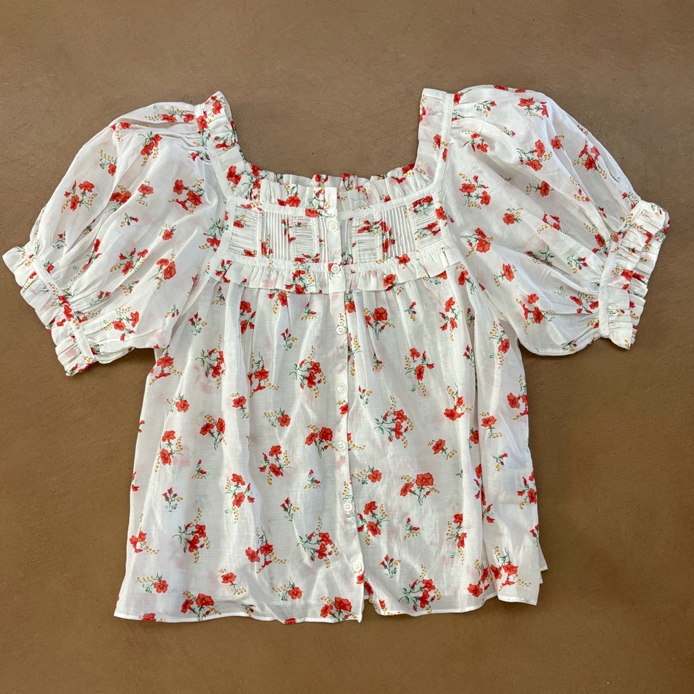 Doen White Puff Sleeve Blouse with Red Floral Print